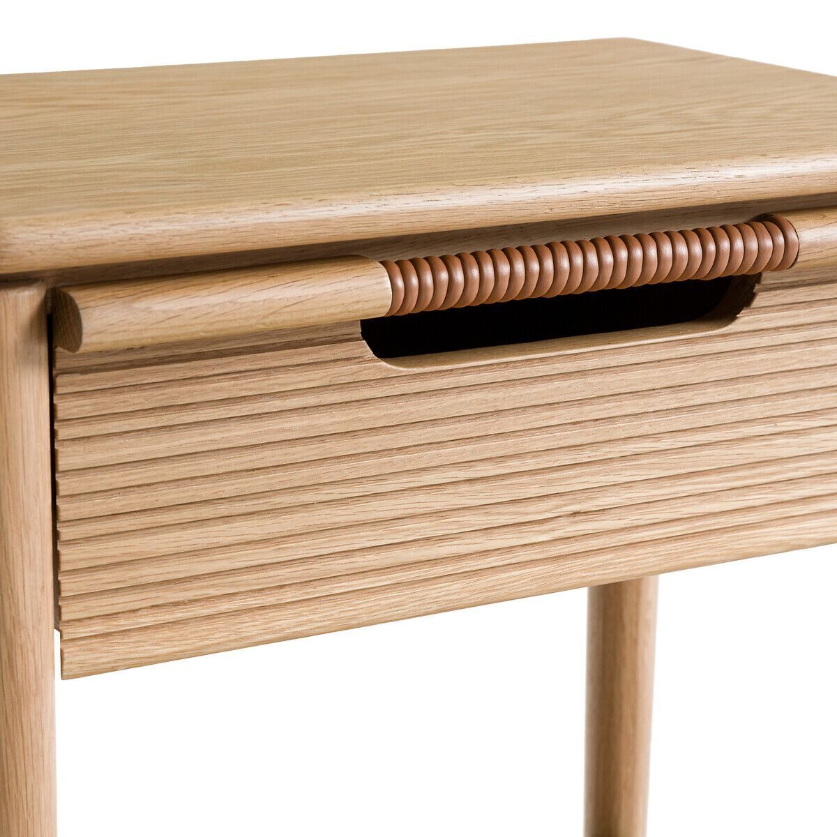 oak-bedside-table-3