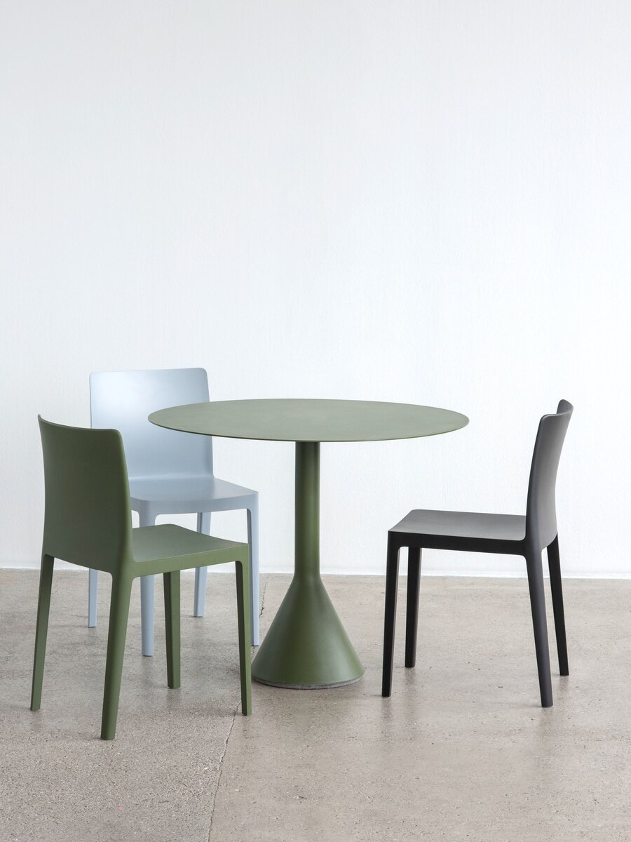 round-steel-garden-table-12